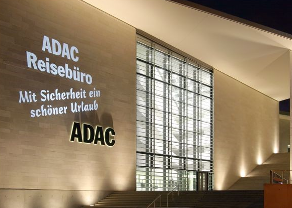 ADAC Travel Agency Transforms Interiors with gobo light for a Memorable Vacation Experience
